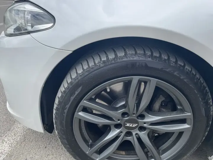 BMW Seria 5 F10/F11/F07 530d xDrive AT