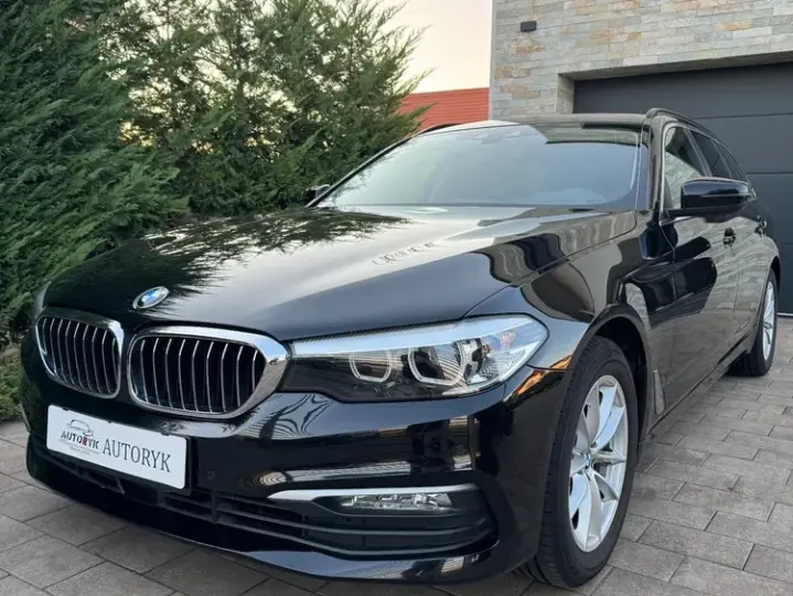 BMW Seria 5 G30/G31 [2017 - Prezent] 520d xDrive AT