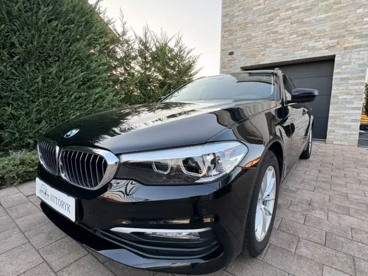 BMW Seria 5 G30/G31 [2017 - Prezent] 520d xDrive AT