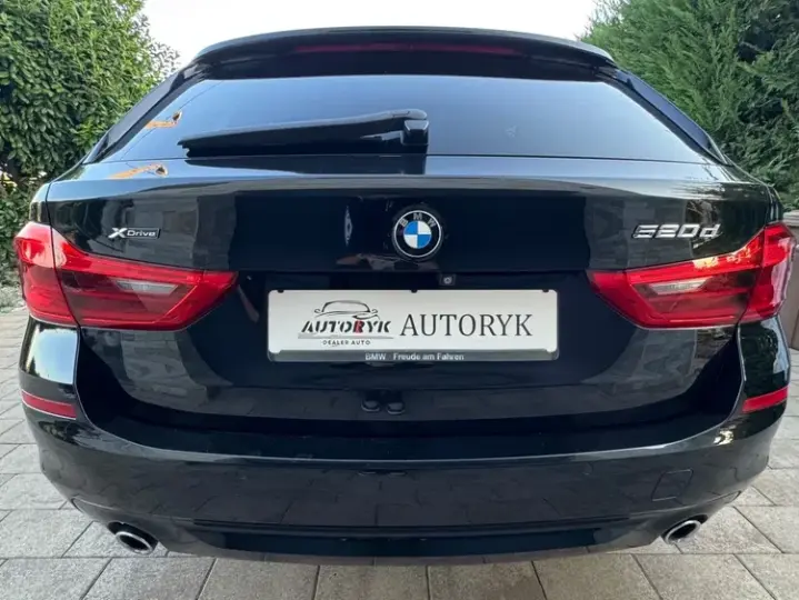 BMW Seria 5 G30/G31 [2017 - Prezent] 520d xDrive AT