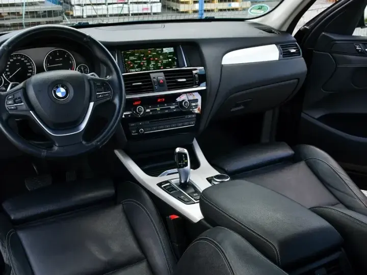 BMW X3 F25