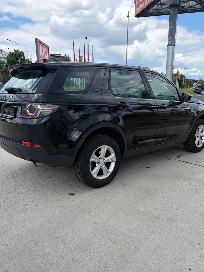 Land Rover Discovery Sport — imagine 4