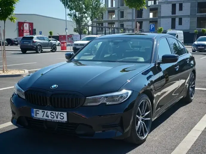 BMW Seria 3 G20/G21 330i Aut. Advantage