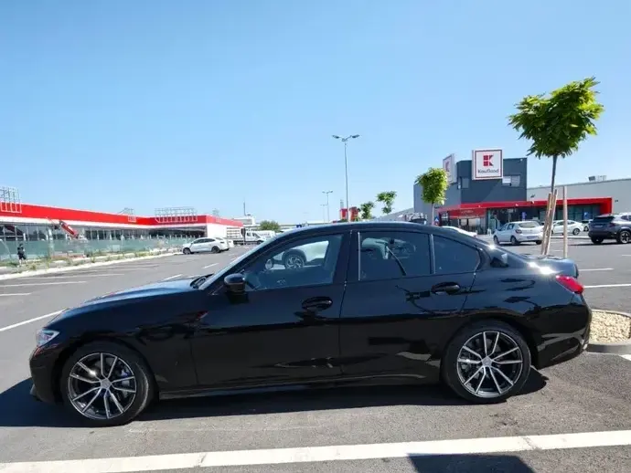 BMW Seria 3 G20/G21 330i Aut. Advantage
