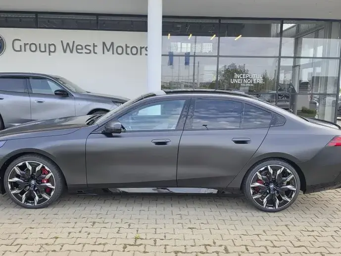 BMW Seria 5 540d xDrive AT MHEV