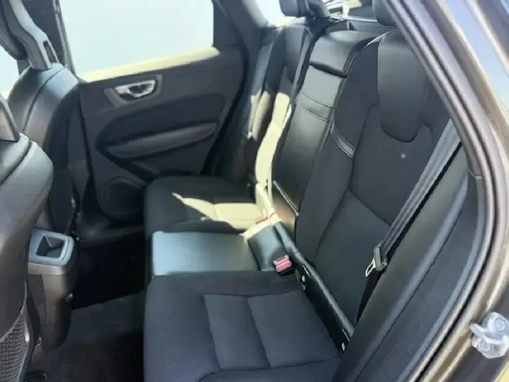 Volvo XC 60 T5 AWD Momentum