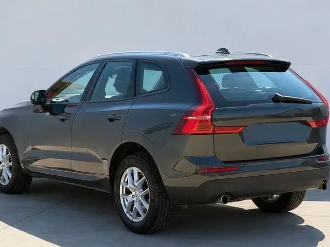 Volvo XC 60 T5 AWD Momentum