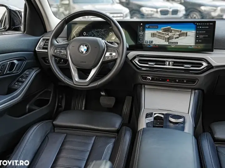 BMW Seria 3 318i Aut. Advantage