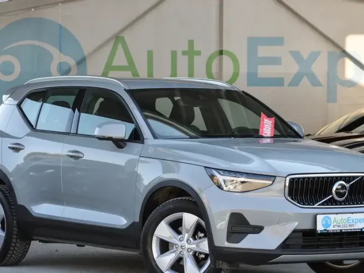 Volvo XC 40 T2 AT8 Momentum