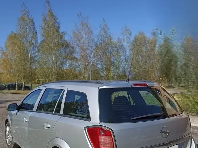 Opel Astra J