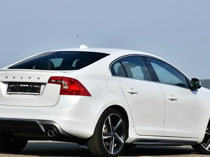 Volvo S60 II D5 Geartronic RDesign