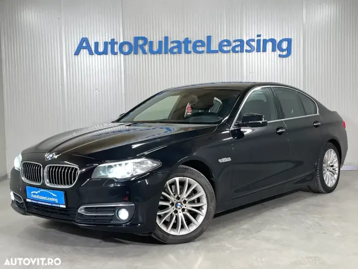 BMW Seria 5 G30/G31 [2017 - Prezent] 520i Aut. Luxury Line