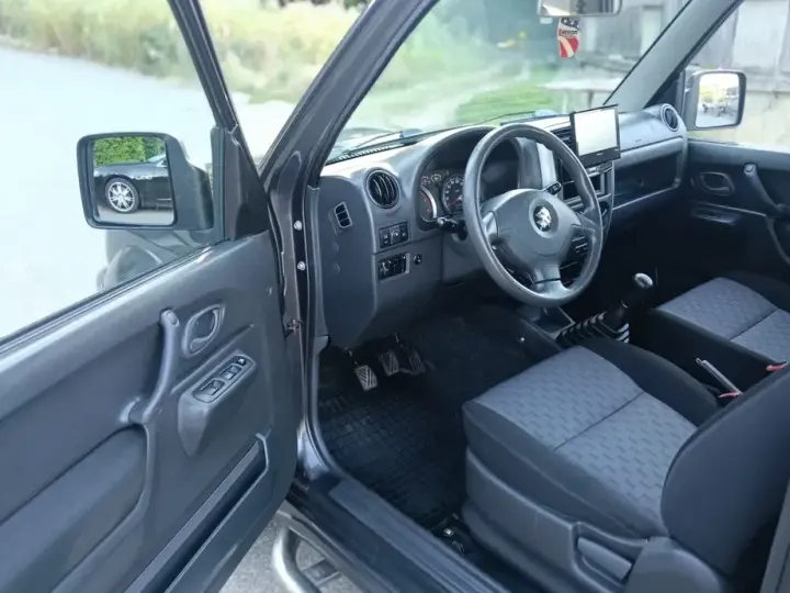 Suzuki Jimny 1.5 DDiS Club