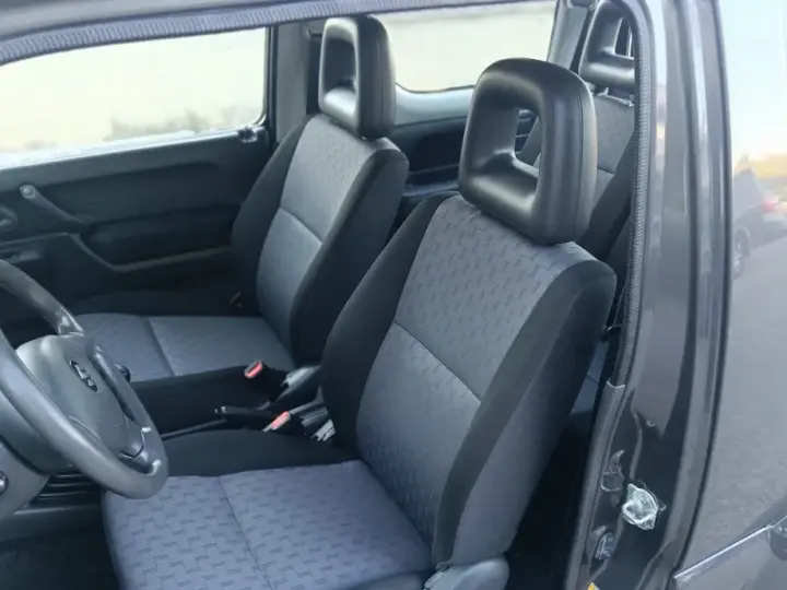 Suzuki Jimny 1.5 DDiS Club