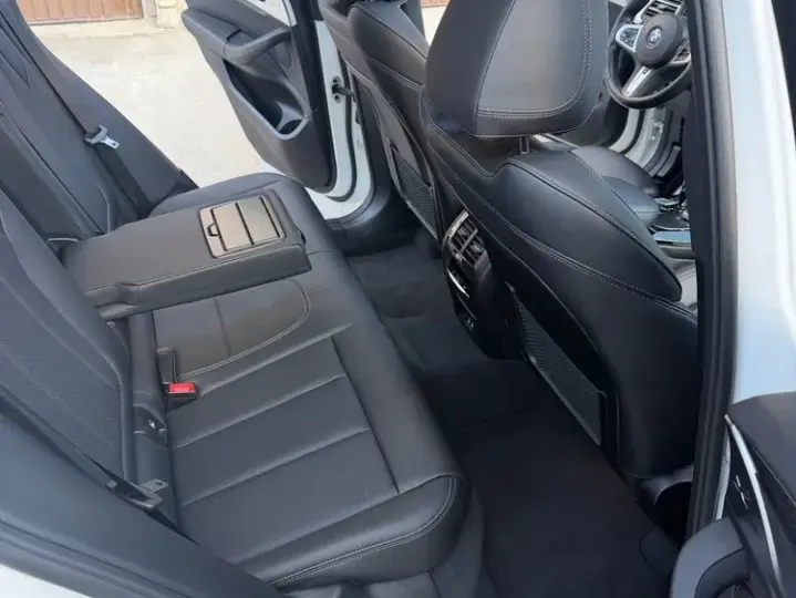 BMW X3 G01
