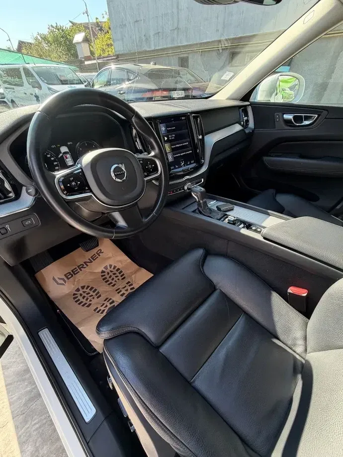 Volvo XC 60 D4 AWD Inscription — imagine 5