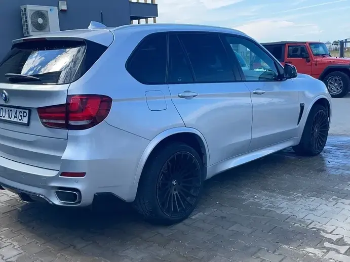 BMW X5 F15 xDrive40d Sport-Aut.