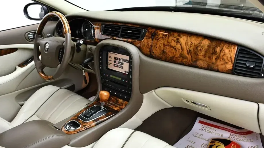 Jaguar S-Type 2.7 Twin Turbo Aut. Executive — imagine 2