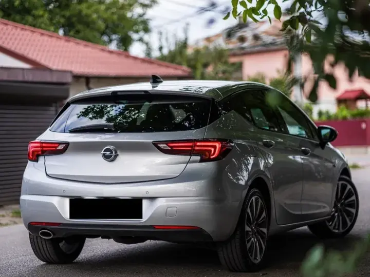 Opel Astra K 1.6 BiTurbo D Start/Stop Dynamic