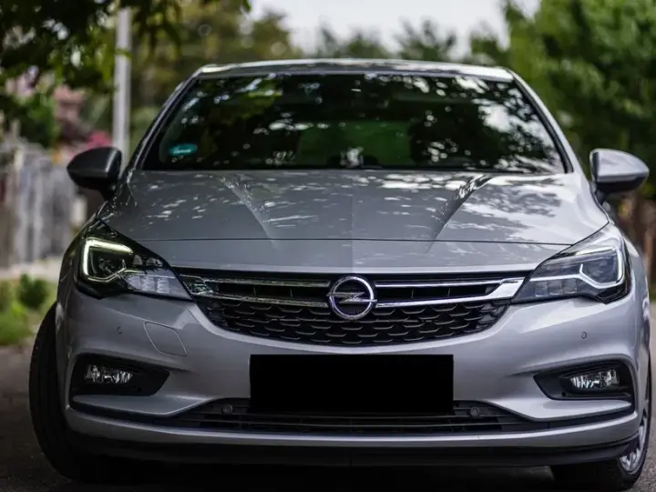 Opel Astra K 1.6 BiTurbo D Start/Stop Dynamic
