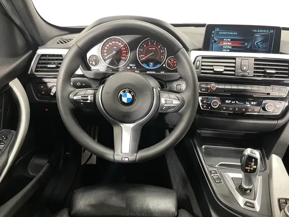 BMW Seria 3 F30/F31/F34 330e iPerformance M Sport — imagine 6