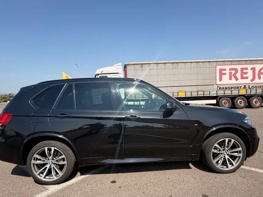 BMW X5 F15 — imagine 5