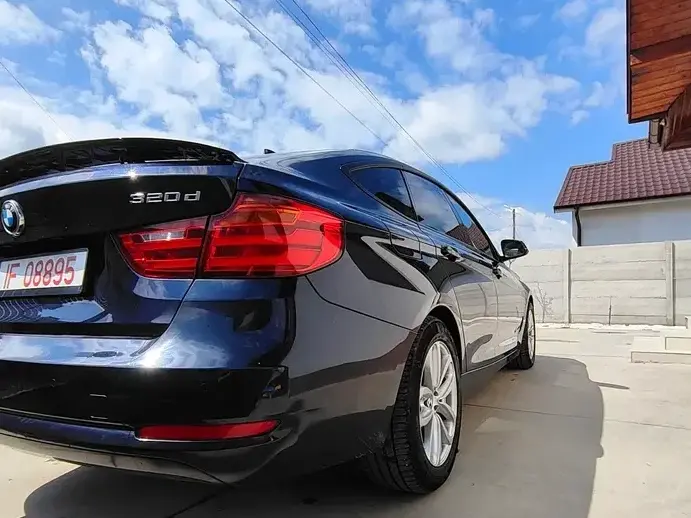 BMW Seria 3 F30/F31/F34 320d Aut. Blue Performance Luxury Line