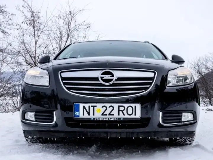 Opel Insignia A 2.0 CDTI Edition Aut.