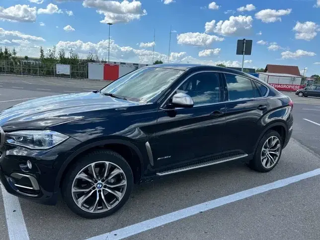 BMW X6