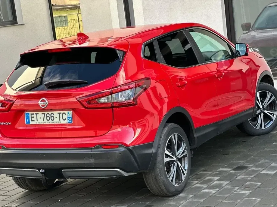 Nissan Qashqai II 1.2 DIG-T Start/Stop X-TRONIC Tekna — imagine 3