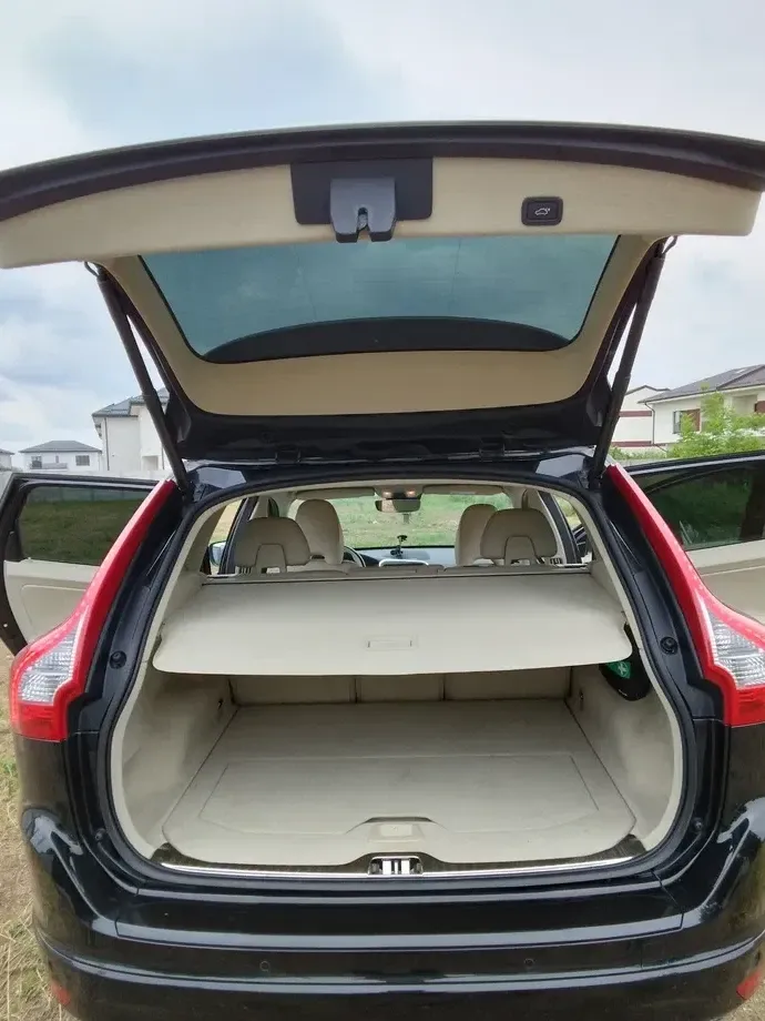 Volvo XC 60 — imagine 4