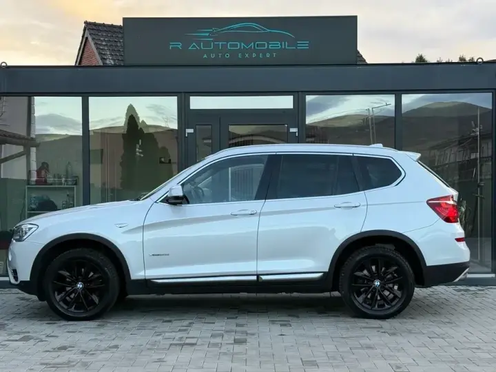 BMW X3 xDrive20d AT xLine