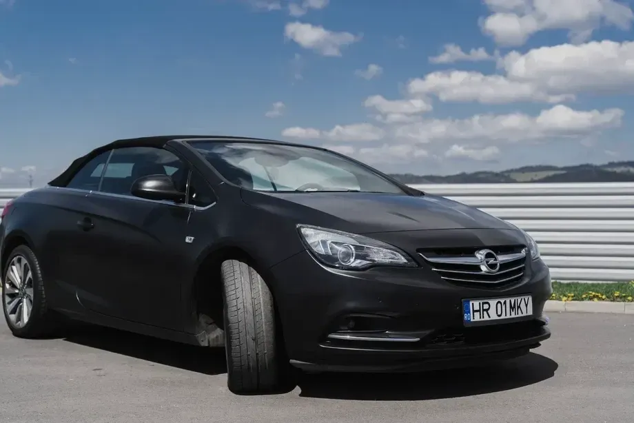 Opel Cascada 1.6 Turbo ECOTEC Start/Stop Cabriolet — imagine 4