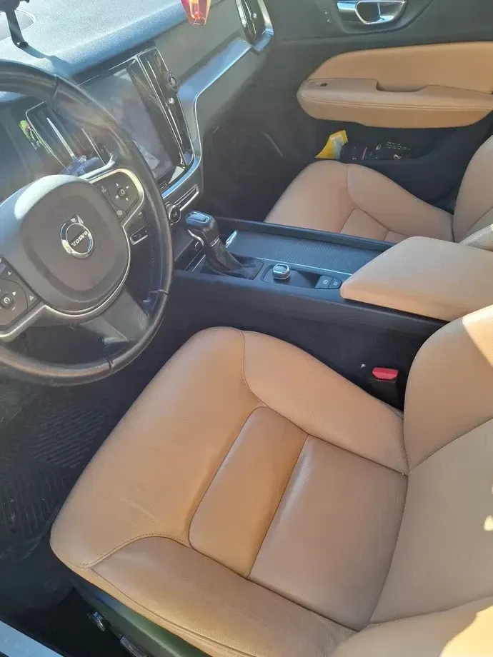 Volvo V60 D3 R-Design — imagine 5