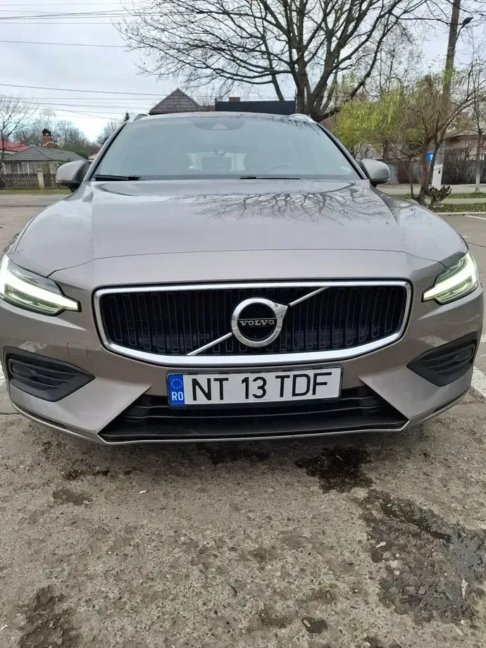 Volvo V60 D3 R-Design — imagine 6