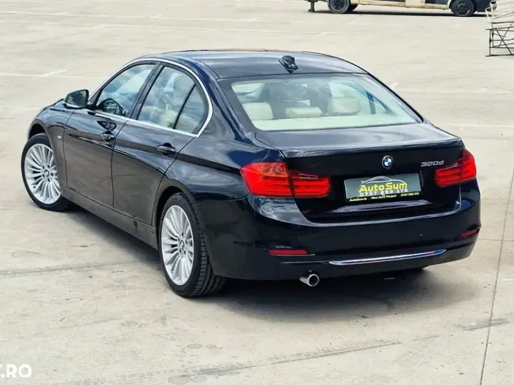 BMW Seria 3 F30/F31/F34 [2011 - 2019] 320d Aut. Blue Performance Luxury Line