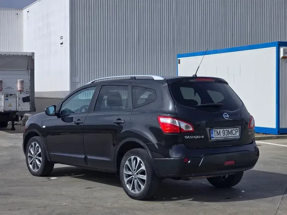 Nissan Qashqai+2 — imagine 3