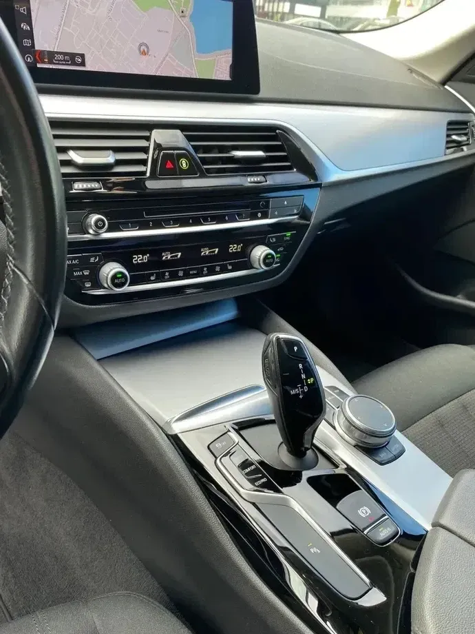 BMW Seria 5 G30/G31 520d AT — imagine 6