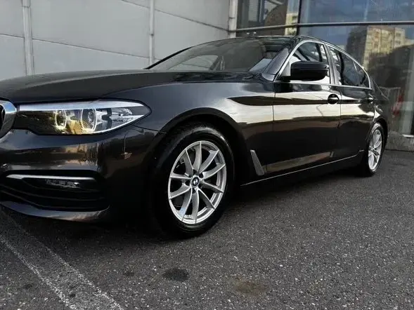 BMW Seria 5 G30/G31 520d AT
