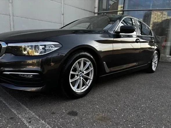 BMW Seria 5 G30/G31 520d AT — imagine 2