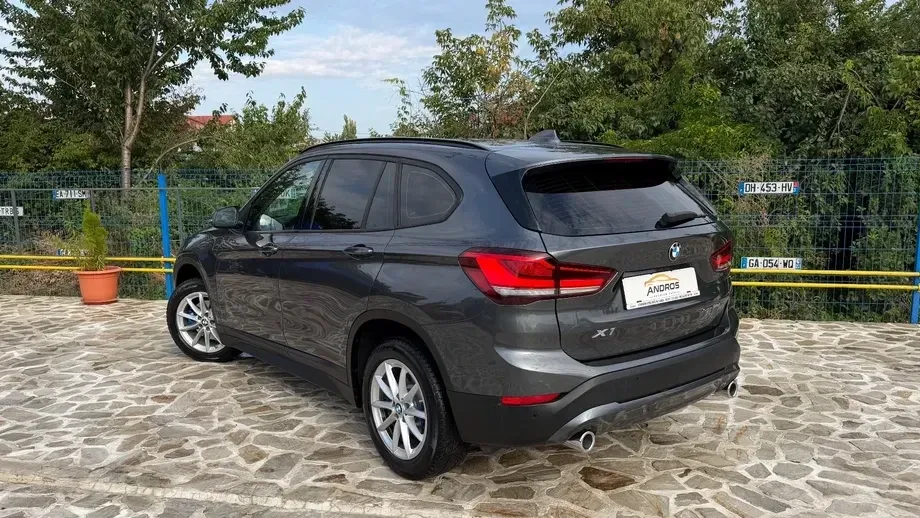 BMW X1 F48 sDrive18d Aut. Advantage — imagine 4