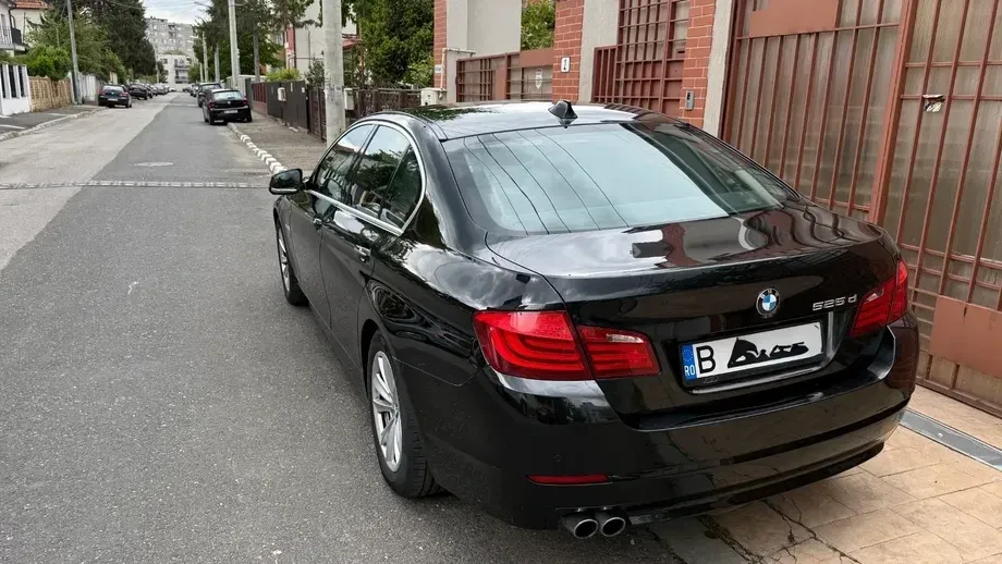 BMW Seria 5 F10/F11/F07 525d xDrive — imagine 4
