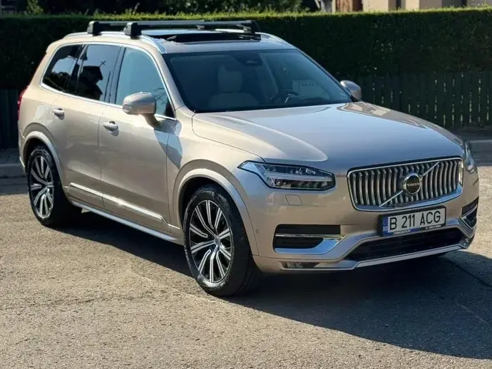 Volvo XC 90 II B5 MHEV AWD 7 locuri Momentum Pro