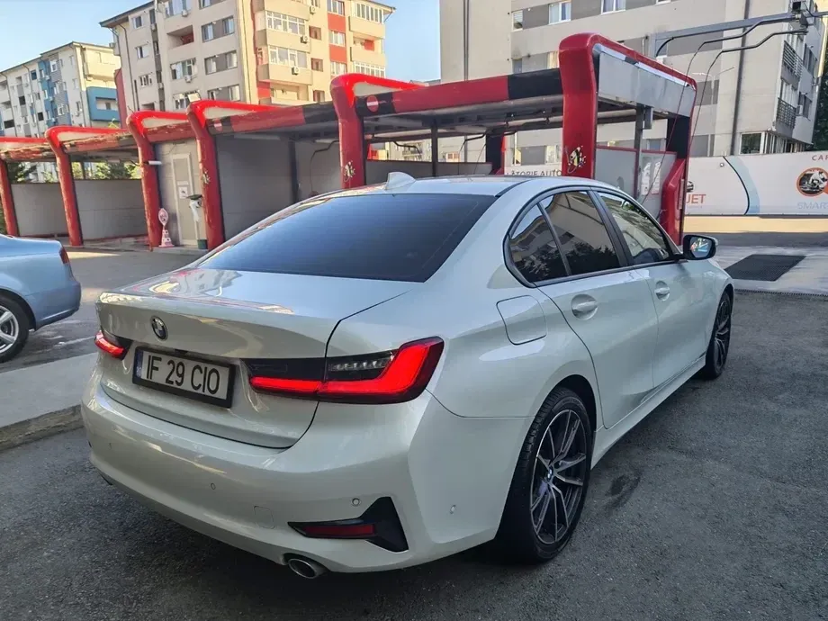 BMW Seria 3 318d Aut. — imagine 4