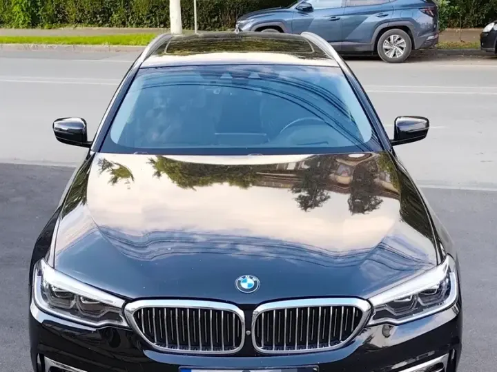 BMW Seria 5 G30/G31 520d xDrive Aut. Luxury Line