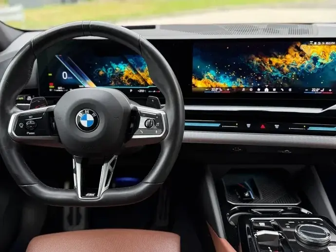 BMW Seria 5 G60/G61 520d xDrive Aut.