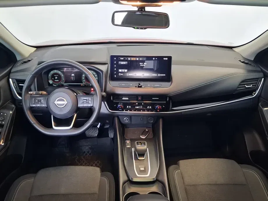 Nissan Qashqai III 1.3 l MHEV X-Tronic N-Connecta — imagine 3