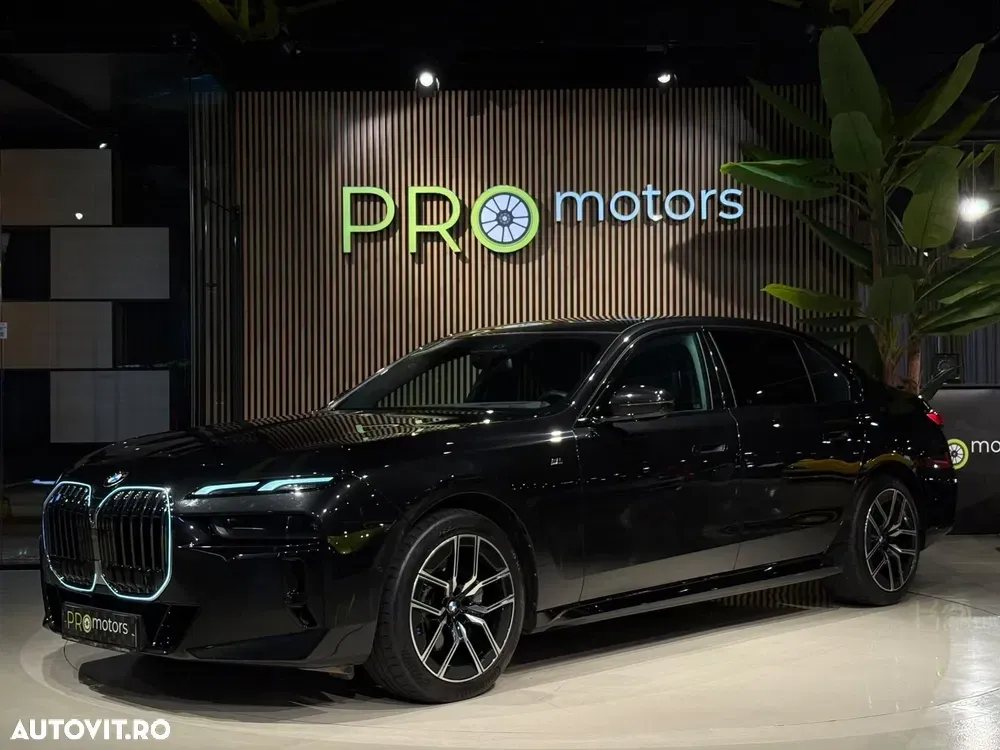 BMW Seria 7 G70 [2022-Prezent] — imagine 5