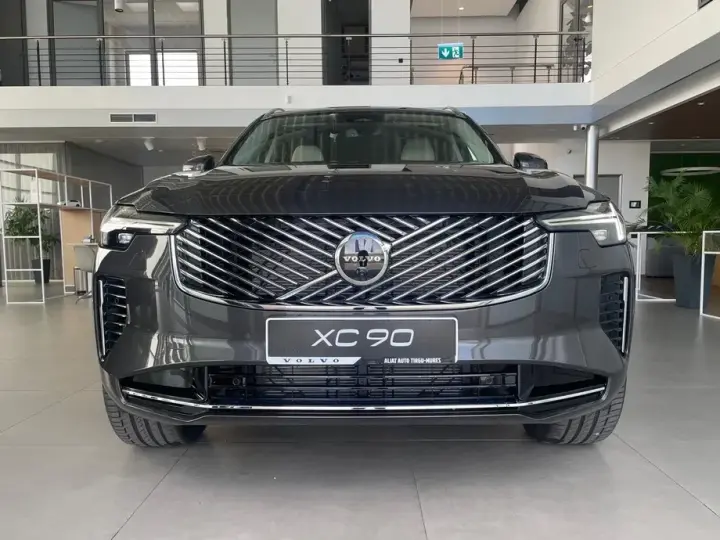 Volvo XC 90 II B5 B AWD Plus Bright