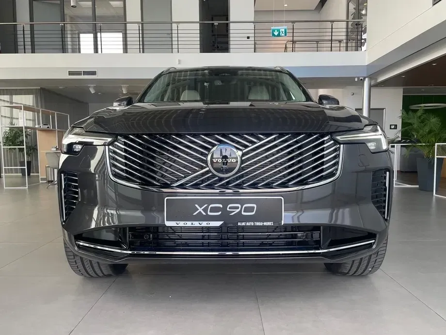 Volvo XC 90 II B5 B AWD Plus Bright — imagine 2